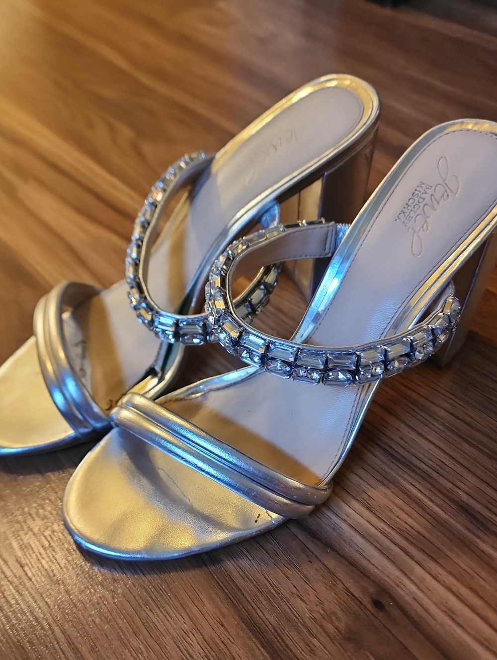 Jewel Badgley Mischka Silver Slides 9